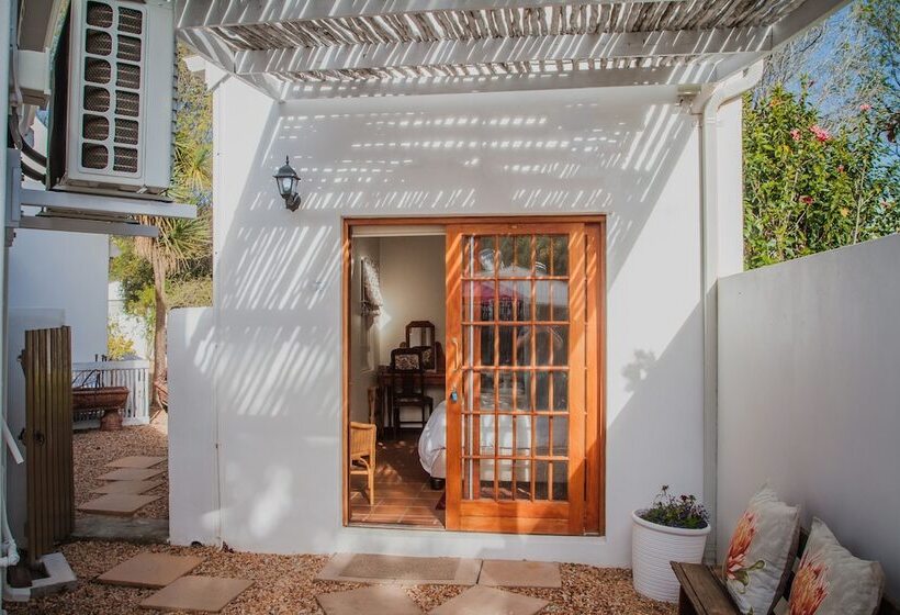 Пансион Aan De Oever Guesthouse