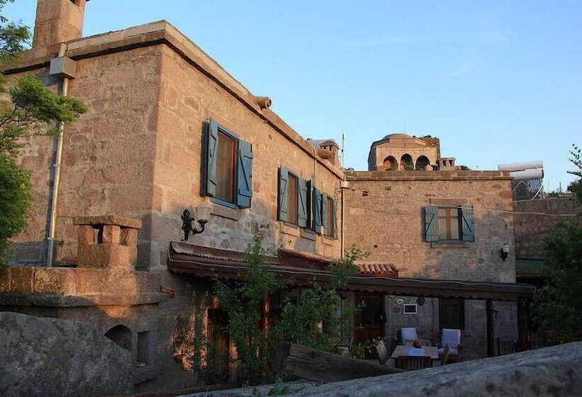 פנסיון Assos Nar Konak