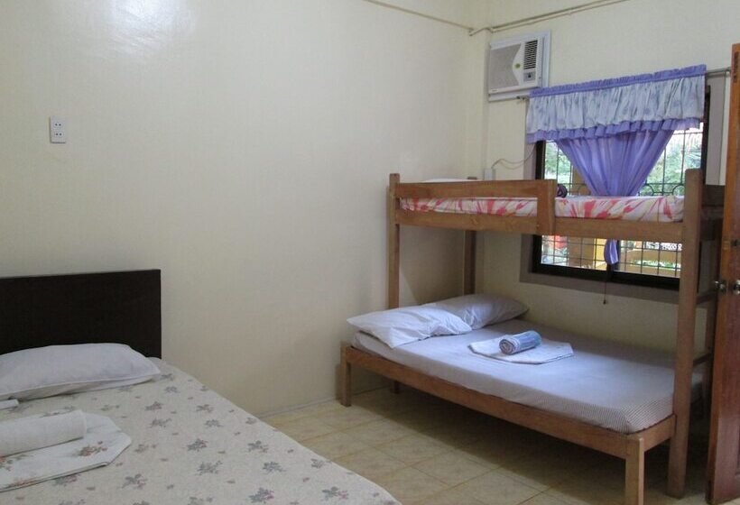 Pensjonat Escurel Inn