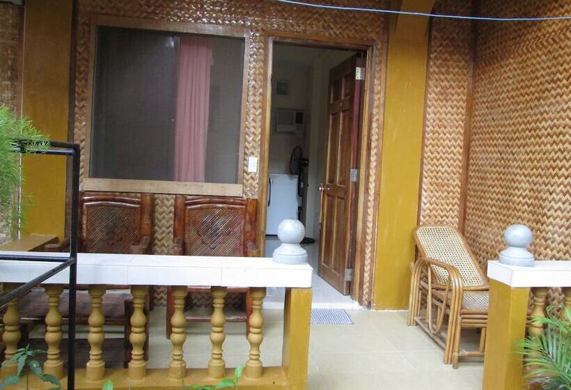 Pensjonat Escurel Inn