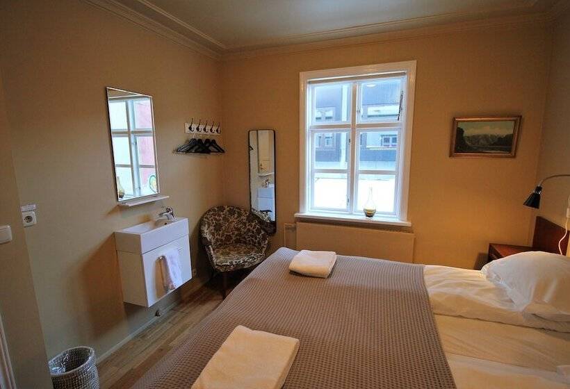 پانسیون Grettir Guesthouse