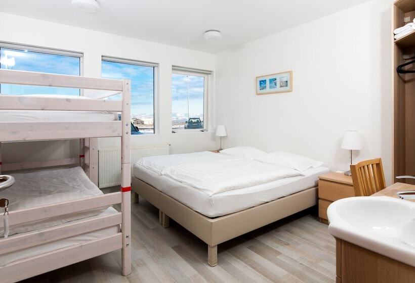 پانسیون Kef Guesthouse By Keflavik Airport