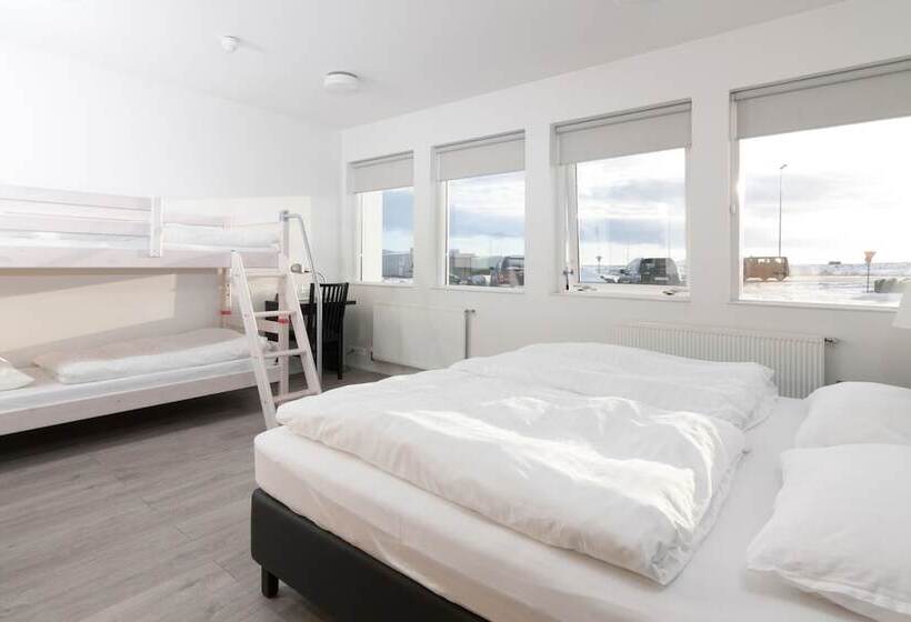 پانسیون Kef Guesthouse By Keflavik Airport