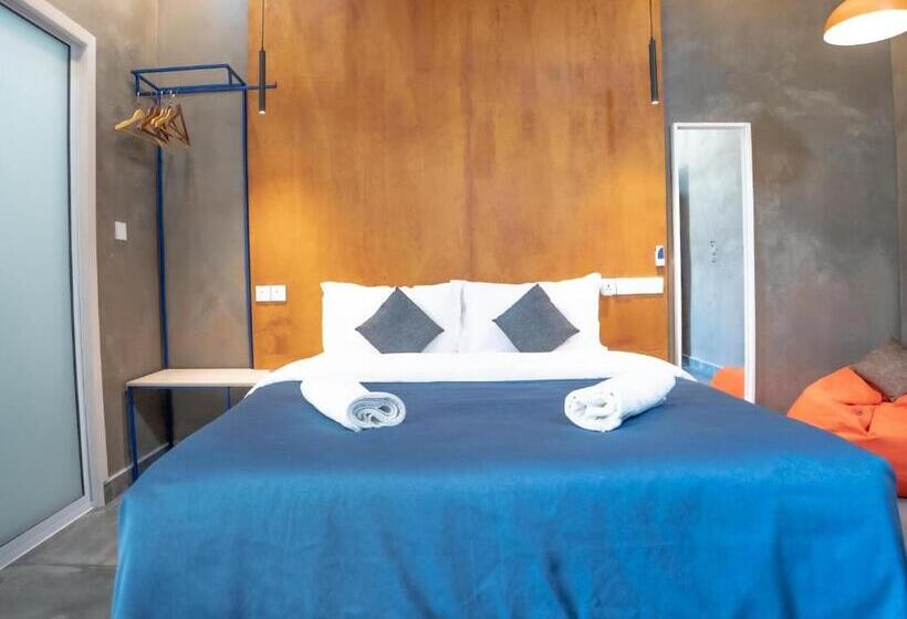 پانسیون Maamadi Boutique