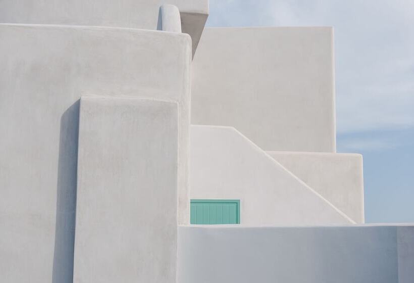 پانسیون Neptune Luxury Suites