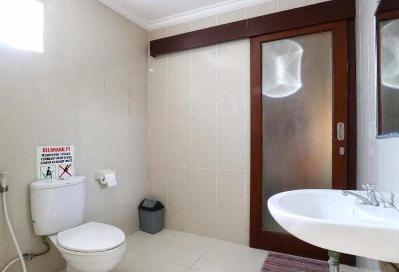 펜션 Rena Segara House Kuta