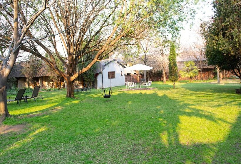 بنسيون Safari Club Sa