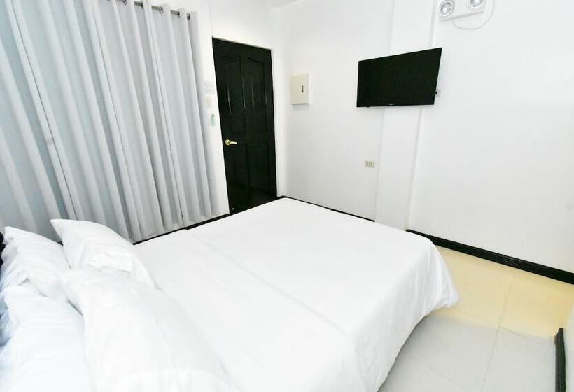 پانسیون Swiftlets Inn