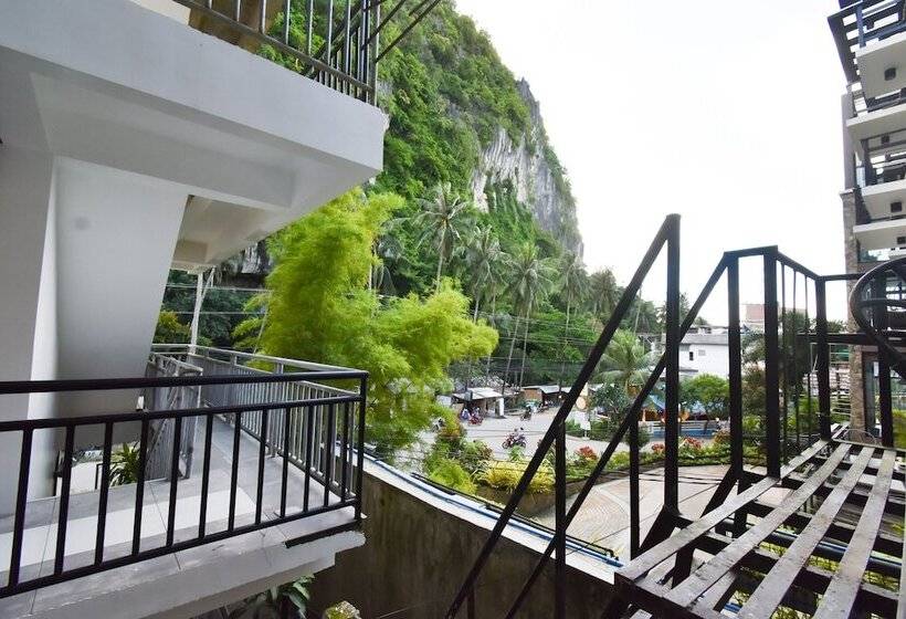 پانسیون Swiftlets Inn