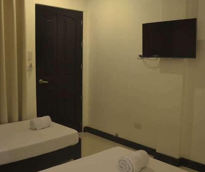 پانسیون Swiftlets Inn