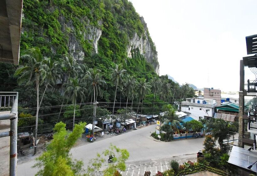 پانسیون Swiftlets Inn