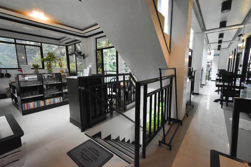 پانسیون Swiftlets Inn