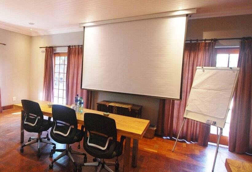 פנסיון The Wardrobe Guest House