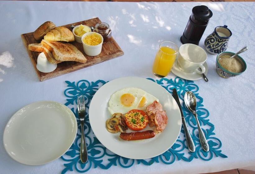 פנסיון The Wardrobe Guest House