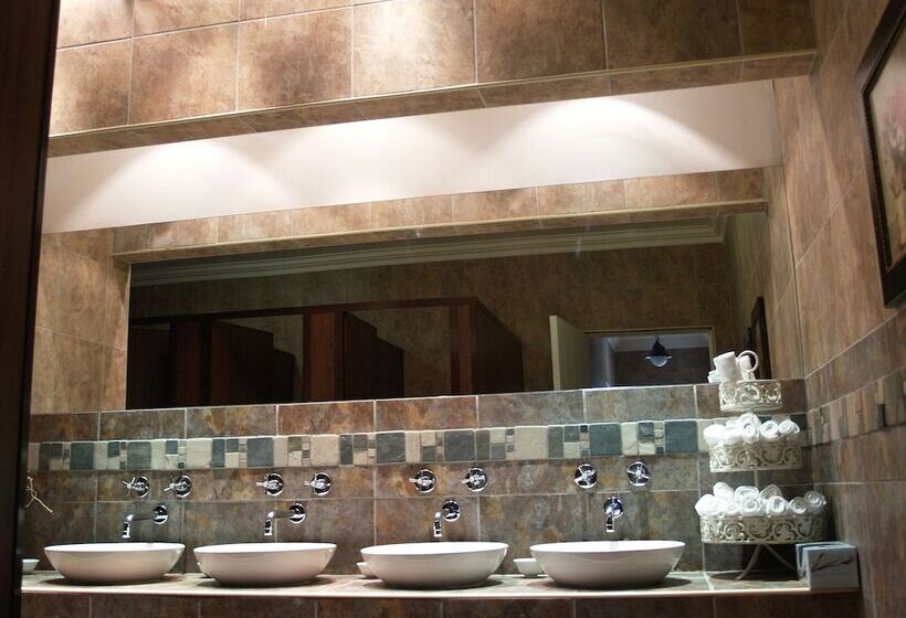 פנסיון Villa Jana Guesthouse