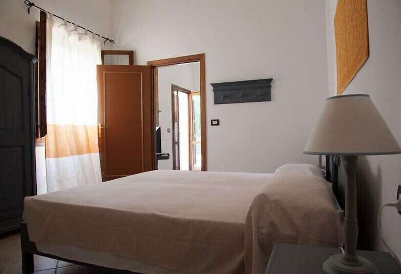 Residence Hotel Monte Ricciu