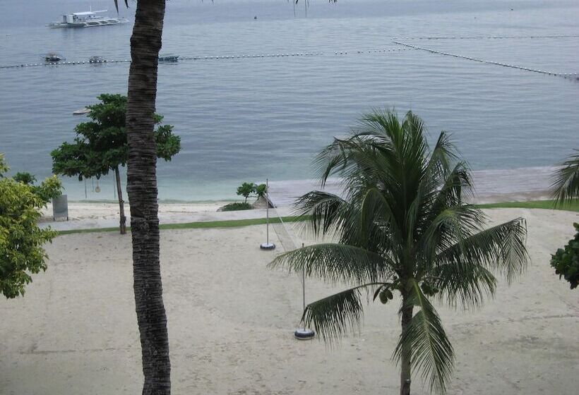 استراحتگاه Chateau By The Sea