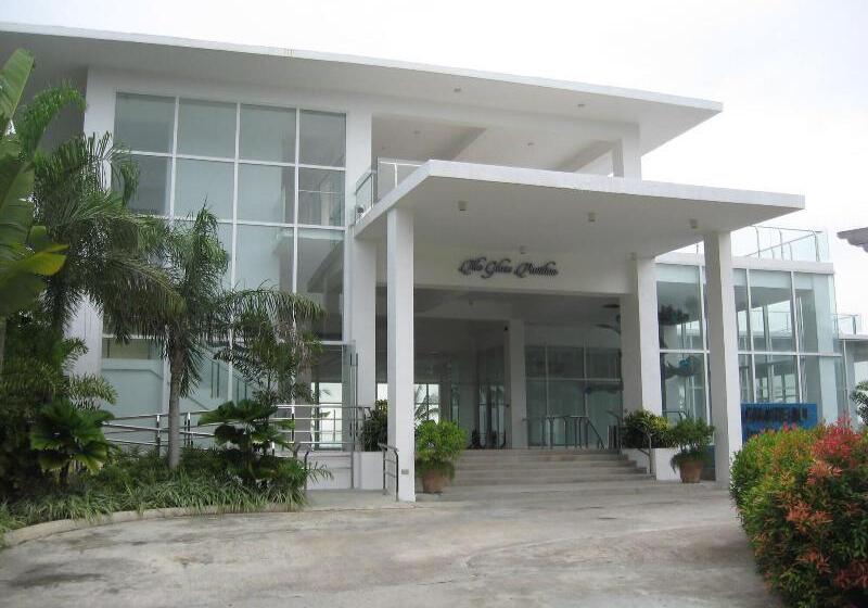 استراحتگاه Chateau By The Sea