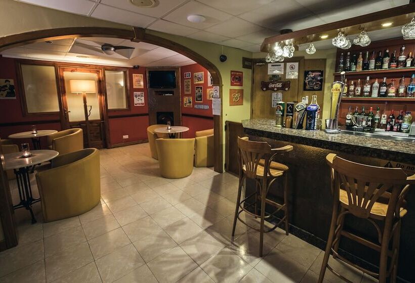 Sunseeker Holiday Complex