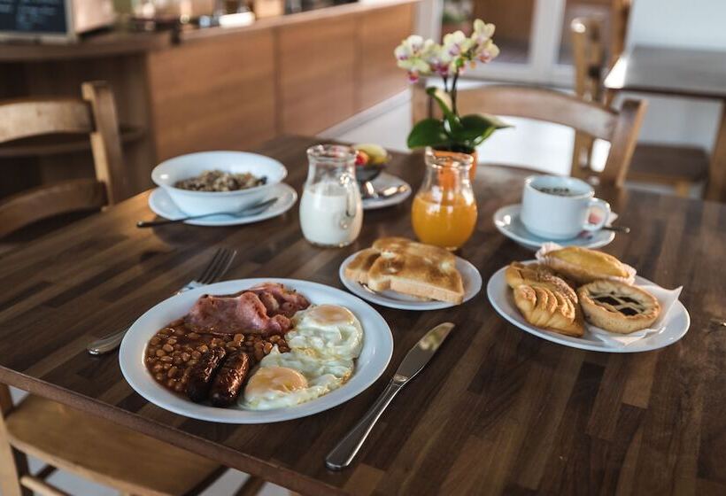 Sunseeker Holiday Complex