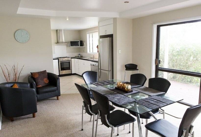 Aataren Norfolk Island Villas