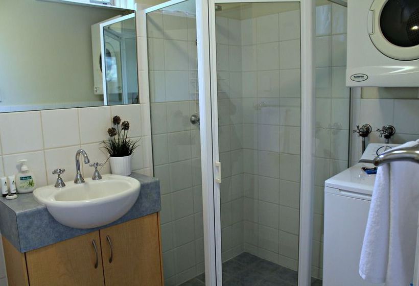 Adelaide Dress Circle Apartments Sussex Street