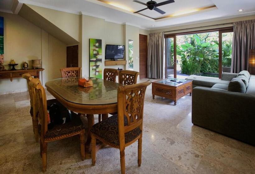 Bayshore Residence