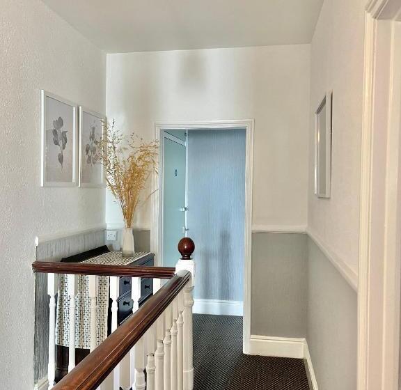 مبيت وإفطار Aragon House