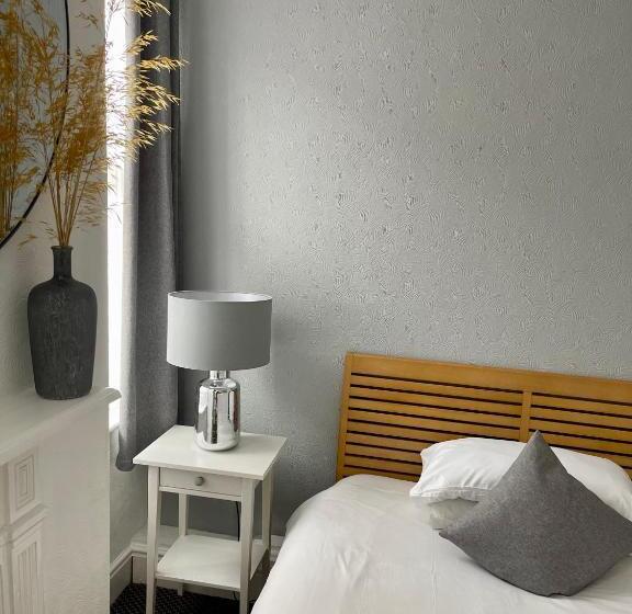 مبيت وإفطار Aragon House