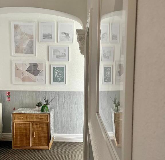 مبيت وإفطار Aragon House