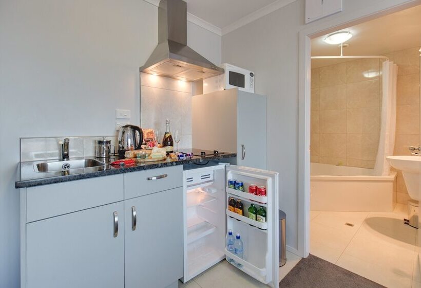 Bks Premier Motel Esplanade