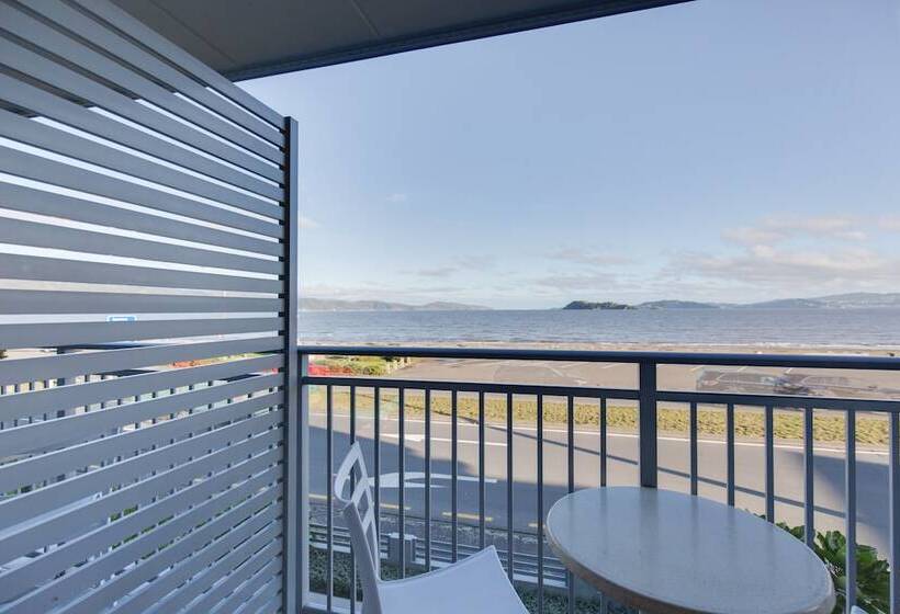 Bks Premier Motel Esplanade