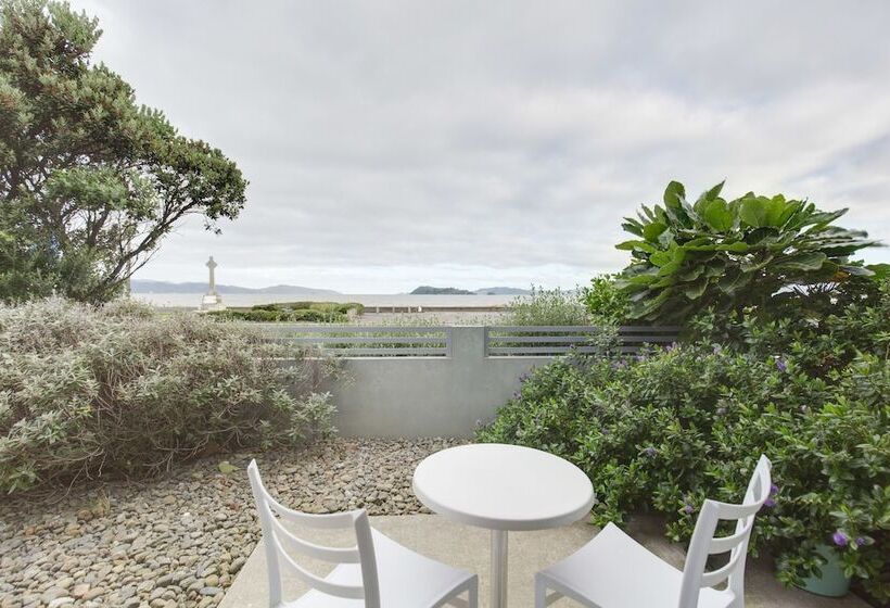 Bks Premier Motel Esplanade