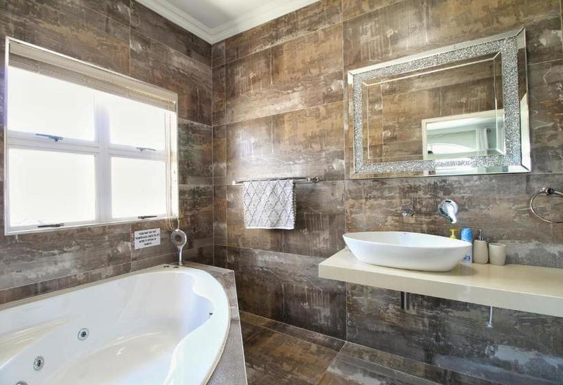 Caribbean Estate Deluxe