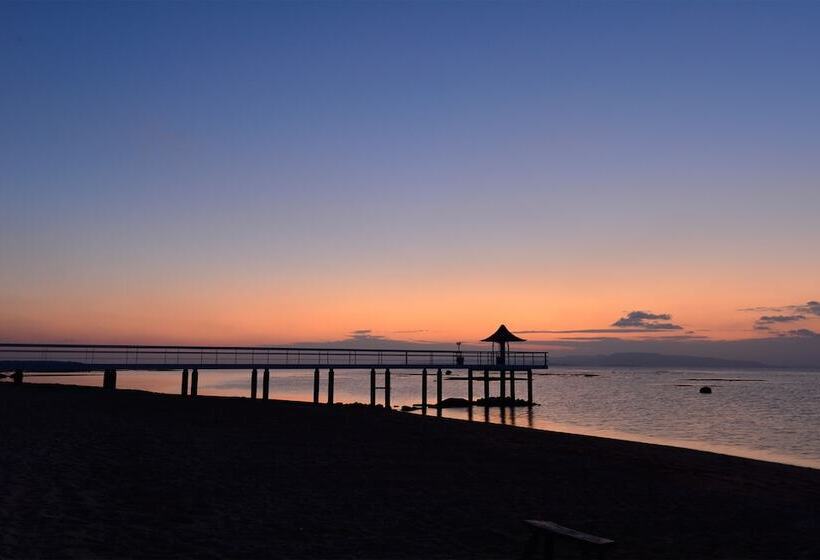 Fusaki Beach Resort Hotel & Villas