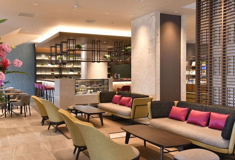 Fusaki Beach Resort Hotel & Villas