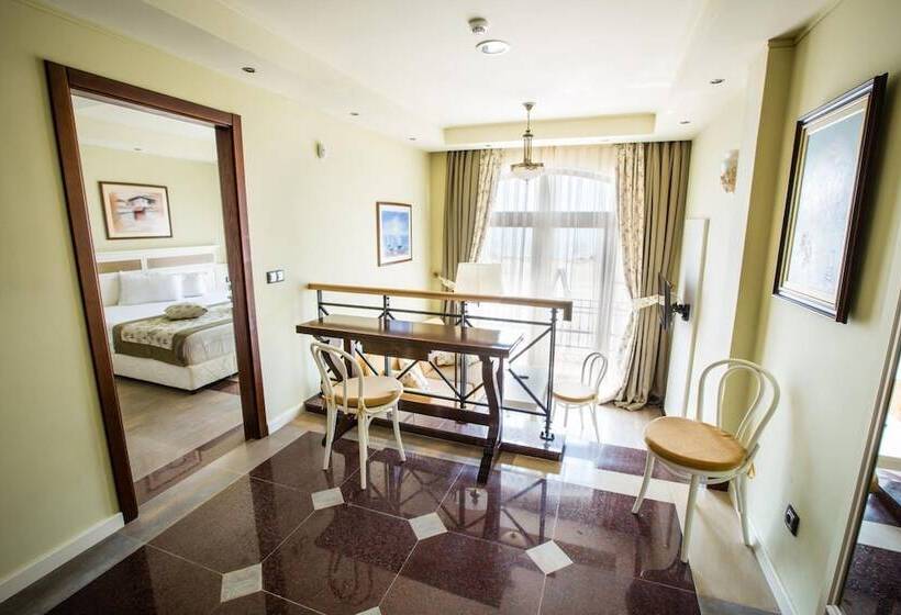 Helena Vip Villas And Suites