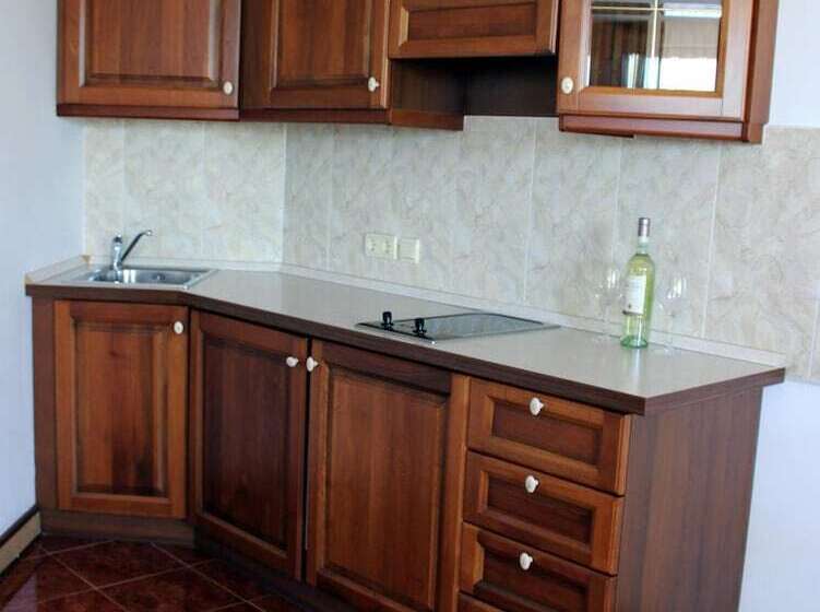 Helena Vip Villas And Suites