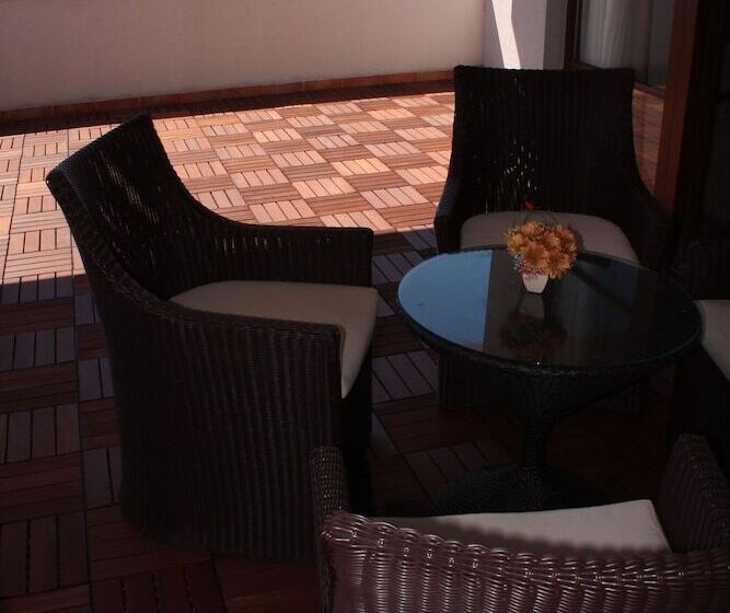 Helena Vip Villas And Suites