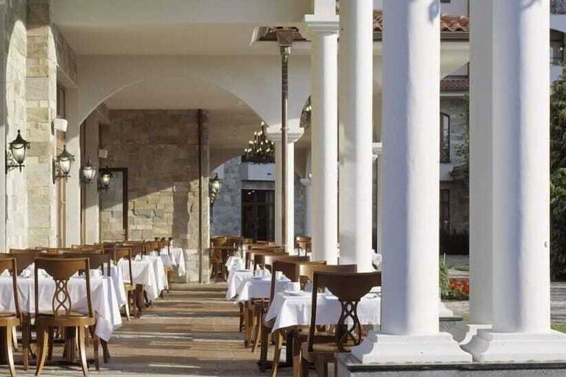 Helena Vip Villas And Suites