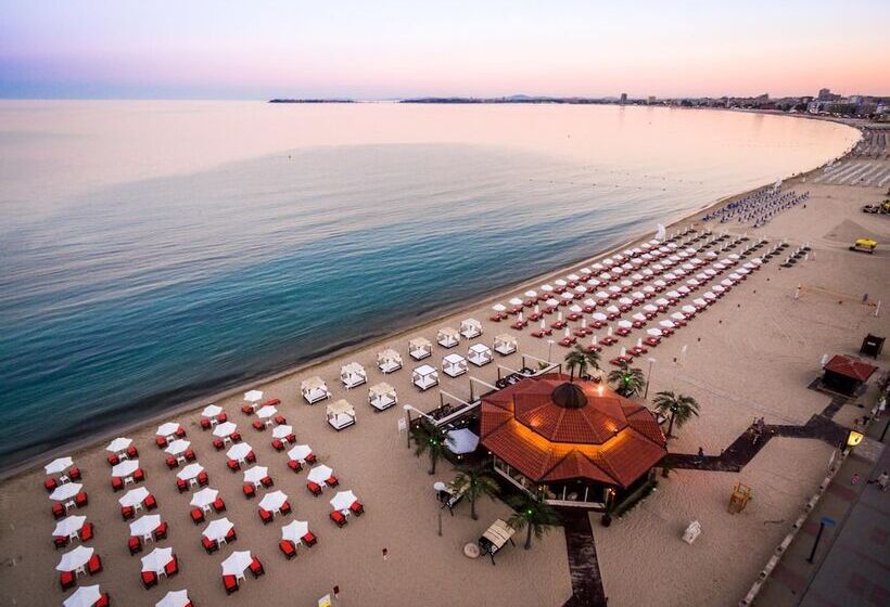 Helena Vip Villas And Suites