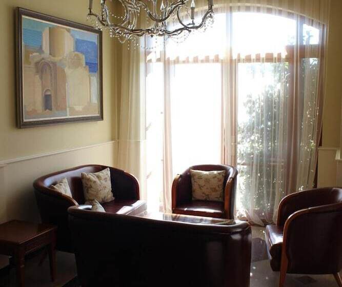 Helena Vip Villas And Suites