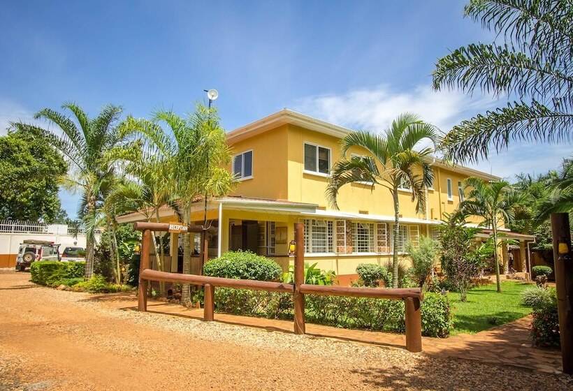 ホテル 2 Friends Guest House