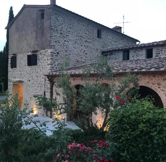 בית מלון כפרי Agriturismo Materno