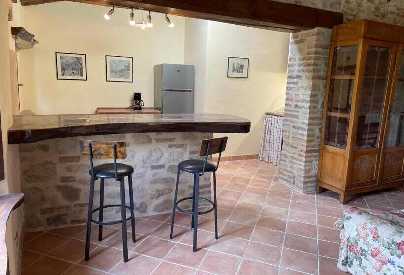 בית מלון כפרי Agriturismo Materno