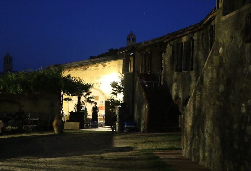 בית מלון כפרי Agriturismo Materno