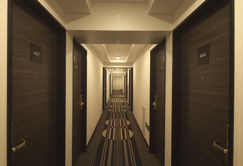 Apa Hotel Higashi Shinjuku Ekimae