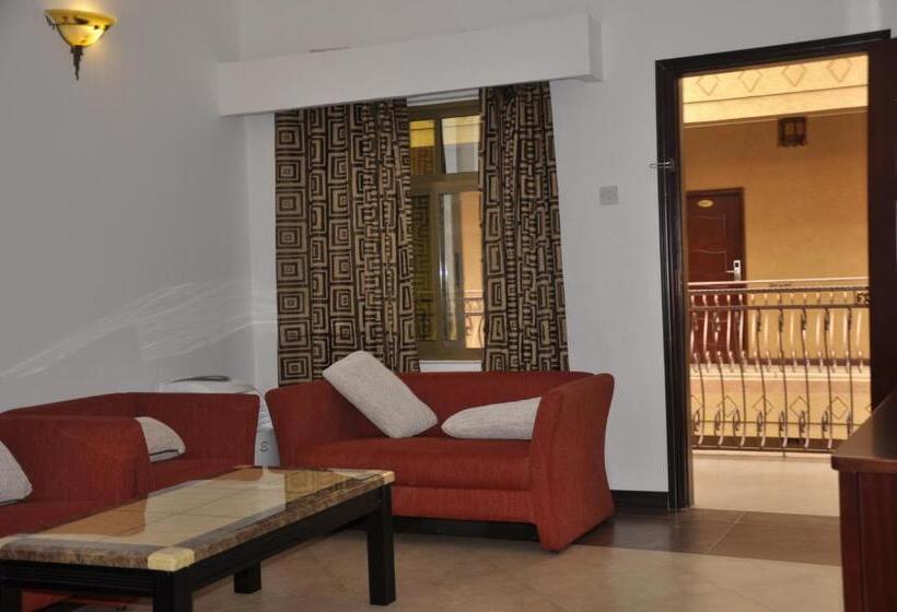 هتل Biraj International