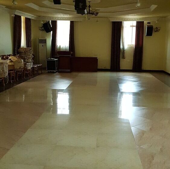 هتل Biraj International