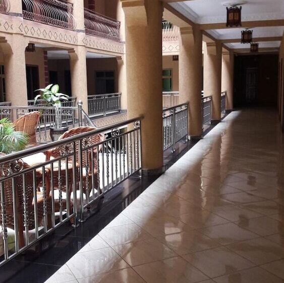 هتل Biraj International